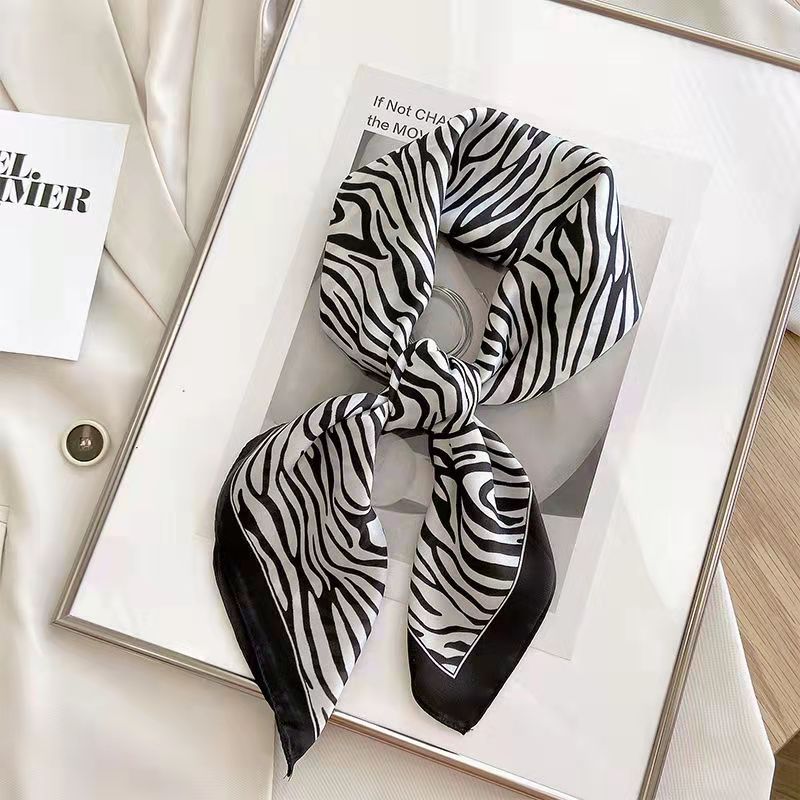 New Fashion Zebra Printed Squa - đánh giá và giá Scarf Silk Square